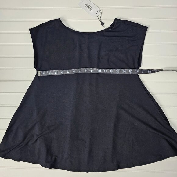 Universal Standard Women's Black Flowy Cap Sleeve Split Back Top Size XS NWT - Picture 11 of 12